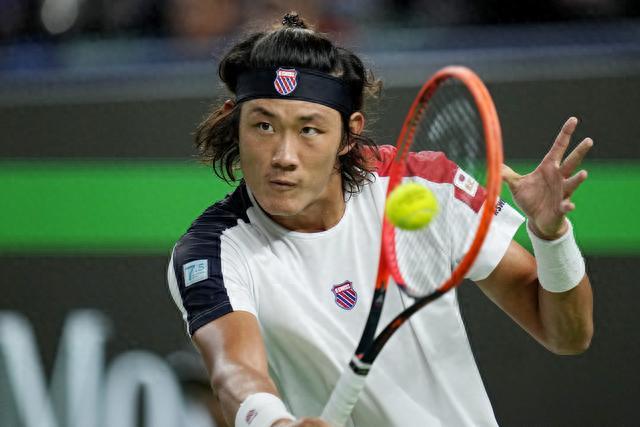 尤其是面对 尤其是面对